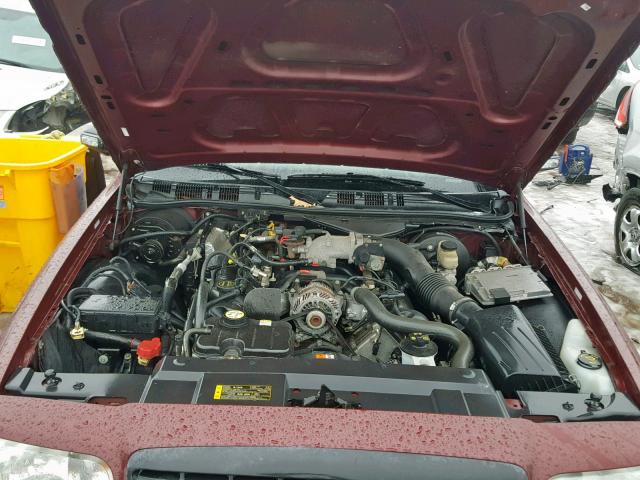 2FAFP71V88X136629 - 2008 FORD CROWN VICT BURGUNDY photo 7