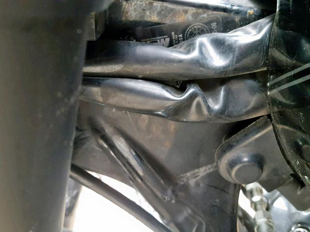 1HD1FC4178Y709379 - 2008 HARLEY-DAVIDSON FLHTCUI BLACK photo 10