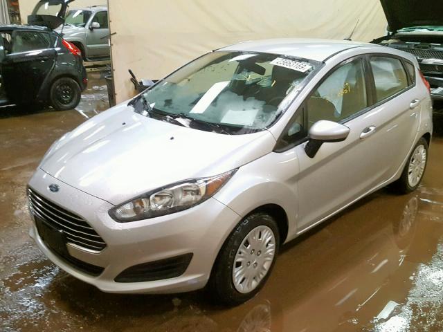 3FADP4TJ6EM241483 - 2014 FORD FIESTA S SILVER photo 2