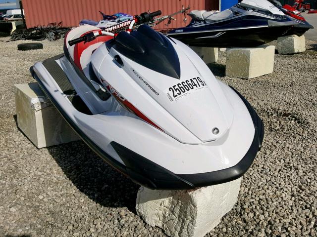 YAMA2560J516 - 2016 YAMAHA WAVERUNNER WHITE photo 1