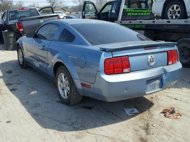 1ZVHT80N685108283 - 2008 FORD MUSTANG BLUE photo 3