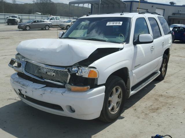 1GKEK63U95J114215 - 2005 GMC YUKON DENA WHITE photo 2