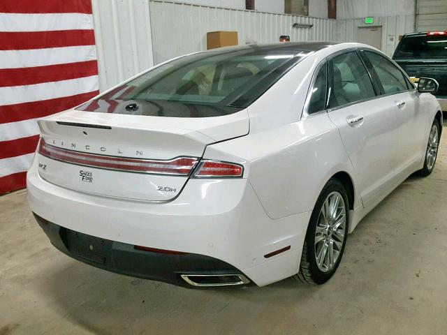 3LN6L2LU3ER810379 - 2014 LINCOLN MKZ HYBRID WHITE photo 4