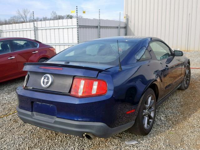 1ZVBP8AM7C5235973 - 2012 FORD MUSTANG BLUE photo 4