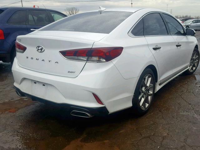 5NPE34AB9JH638126 - 2018 HYUNDAI SONATA SPO WHITE photo 4