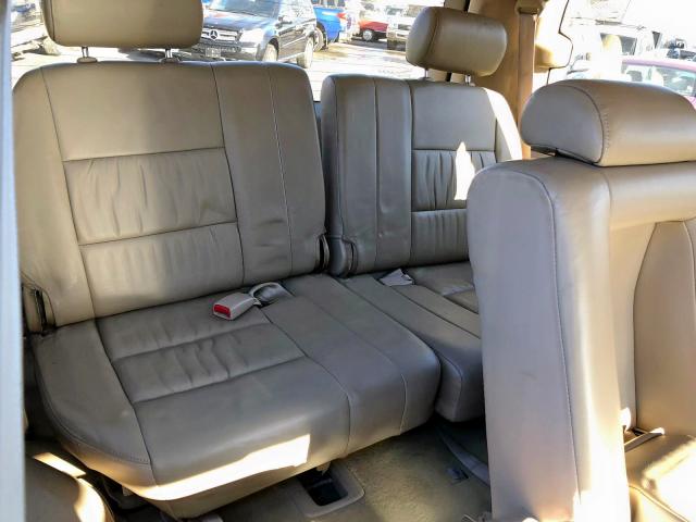 JTJHT00WX23516749 - 2002 LEXUS LX 470 GRAY photo 7