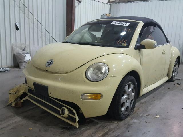 3VWCK21Y03M314267 - 2003 VOLKSWAGEN NEW BEETLE أصفر صورة 2