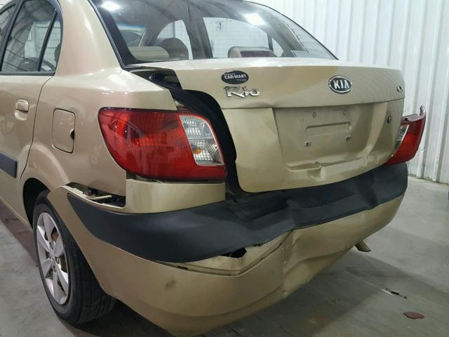 KNADE223X96487687 - 2009 KIA RIO BASE GOLD photo 9