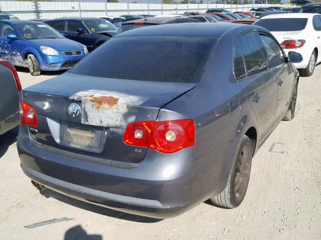 3VWRG71K26M705199 - 2006 VOLKSWAGEN JETTA 2.5 GRAY photo 4