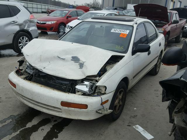 JM1BA1410S0102898 - 1995 MAZDA PROTEGE DX WHITE photo 2