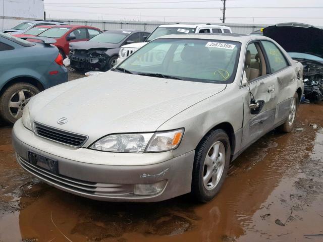 JT8BF28G5W5024552 - 1998 LEXUS ES 300 BEIGE photo 2