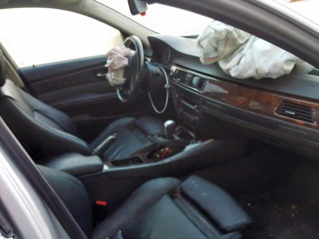 WBAVD33566KV62496 - 2006 BMW 330 XI SILVER photo 5