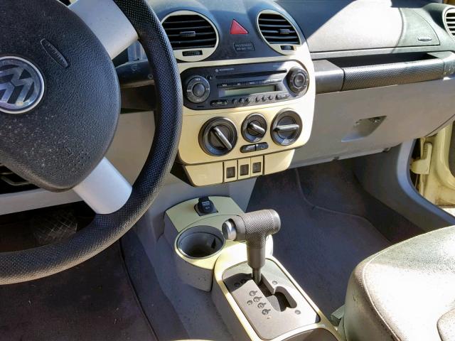 3VWCD31Y24M334859 - 2004 VOLKSWAGEN NEW BEETLE Gelb Foto 9