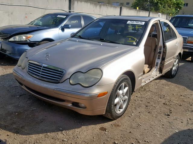 WDBRF61J92F230876 - 2002 MERCEDES-BENZ C 240 GOLD photo 2