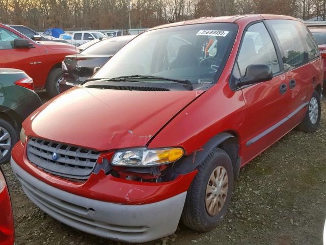 2P4FP2539VR294530 - 1997 PLYMOUTH VOYAGER RED photo 2