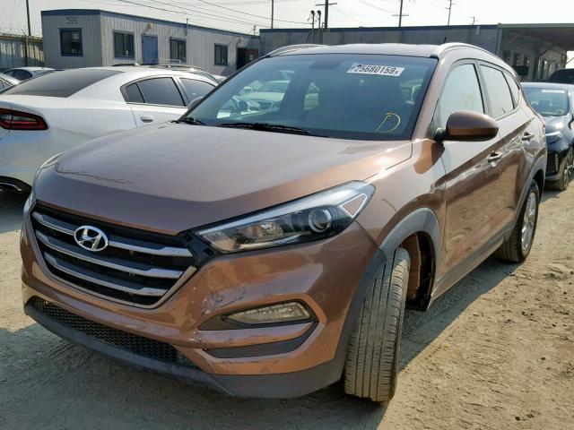 KM8J33A47GU096965 - 2016 HYUNDAI TUCSON LIM BROWN photo 2