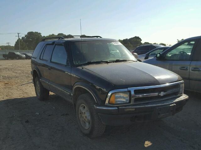 1GNDT13W4VK218265 - 1997 CHEVROLET BLAZER BLACK photo 1