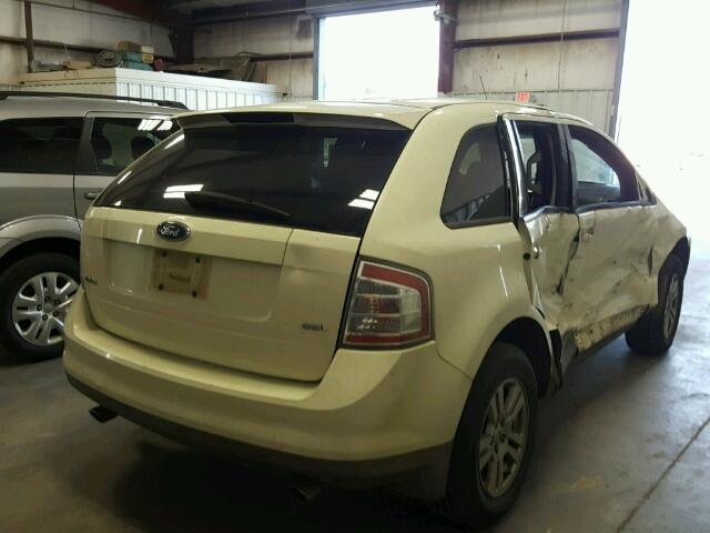 2FMDK38C27BA45425 - 2007 FORD EDGE SEL WHITE photo 4