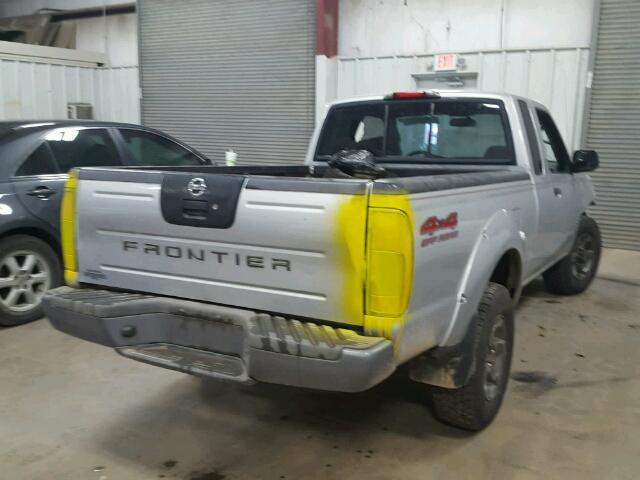 1N6ED26Y04C410883 - 2004 NISSAN FRONTIER K SILVER photo 4