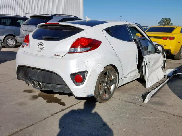 KMHTC6AE6DU158046 - 2013 HYUNDAI VELOSTER T WHITE photo 4