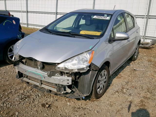 JTDKDTB33E1061026 - 2014 TOYOTA PRIUS C SILVER photo 2