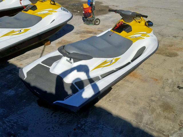 YAMA0515B616 - 2016 YAMAHA MARINE LOT WHITE photo 4