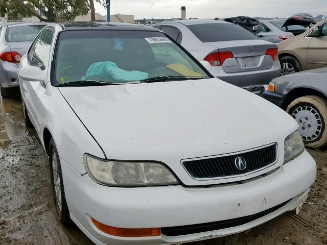 19UYA2252WL000319 - 1998 ACURA 3.0CL Biały zdjęcie 1