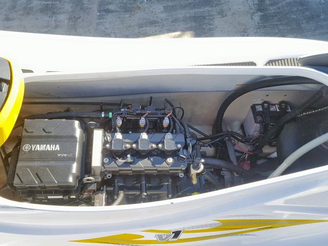 YAMA3521D616 - 2016 YAMAHA MARINE LOT WHITE photo 7