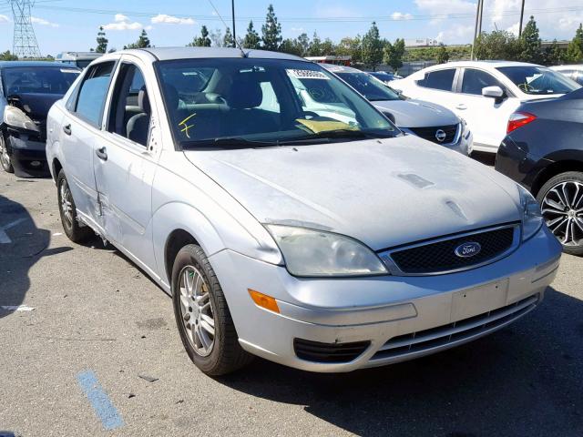 1FAFP34N37W127626 - 2007 FORD FOCUS ZX4 SILVER photo 1