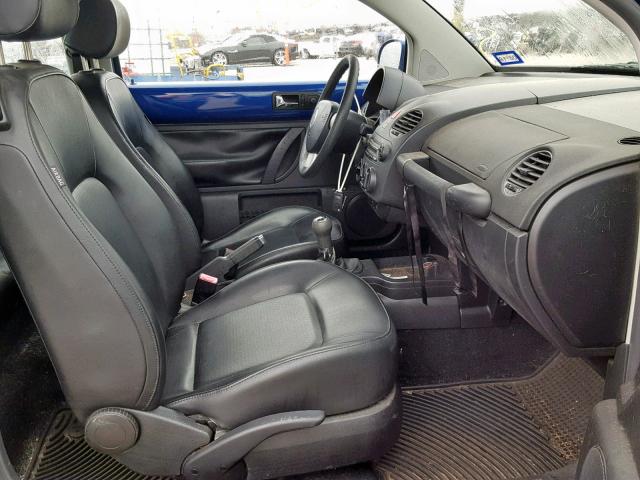 3VWPW31C58M513824 - 2008 VOLKSWAGEN NEW BEETLE Mavi foto 5