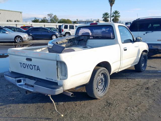 4TANL42N1WZ047079 - 1998 TOYOTA TACOMA WHITE photo 4