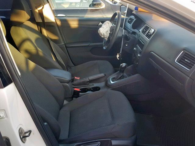 3VW2K7AJ1EM210336 - 2014 VOLKSWAGEN JETTA BASE WHITE photo 5