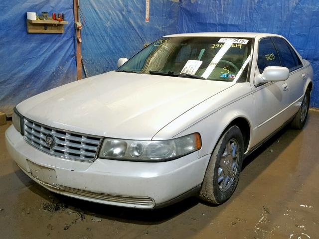 1G6KS54Y0XU927960 - 1999 CADILLAC SEVILLE SL WHITE photo 2