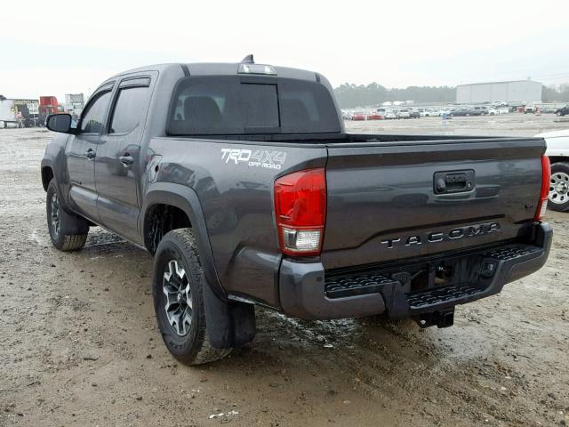 3TMCZ5AN0HM081424 - 2017 TOYOTA TACOMA DOU GRAY photo 3