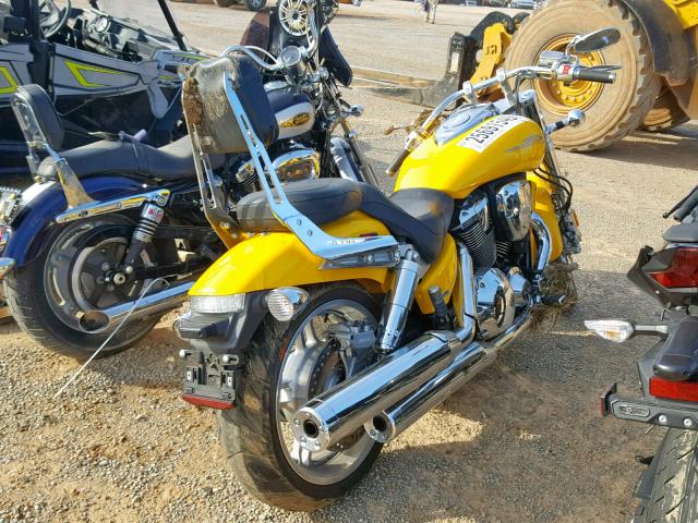 1HFSC46E47A501607 - 2007 HONDA VTX1800 F2 YELLOW photo 4