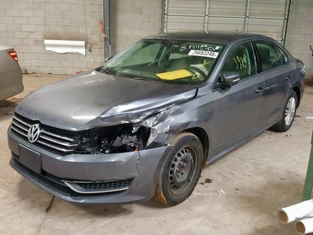 1VWAT7A37FC031120 - 2015 VOLKSWAGEN PASSAT S GRAY photo 2