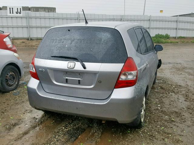 JHMGD38418S073176 - 2008 HONDA FIT GRAY photo 4