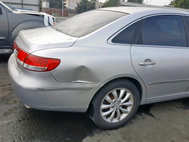 KMHFC46F77A179948 - 2007 HYUNDAI AZERA SE SILVER photo 9