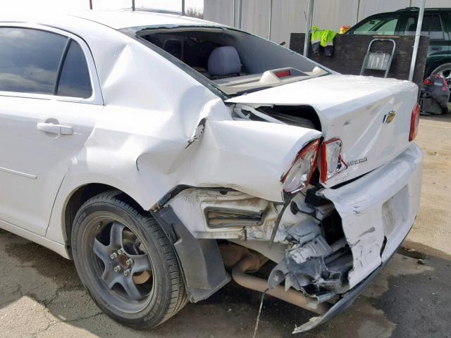 1G1ZA5EUXCF159258 - 2012 CHEVROLET MALIBU LS WHITE photo 9