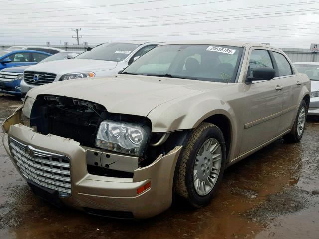 2C3KA43R46H366530 - 2006 CHRYSLER 300 GOLD photo 2