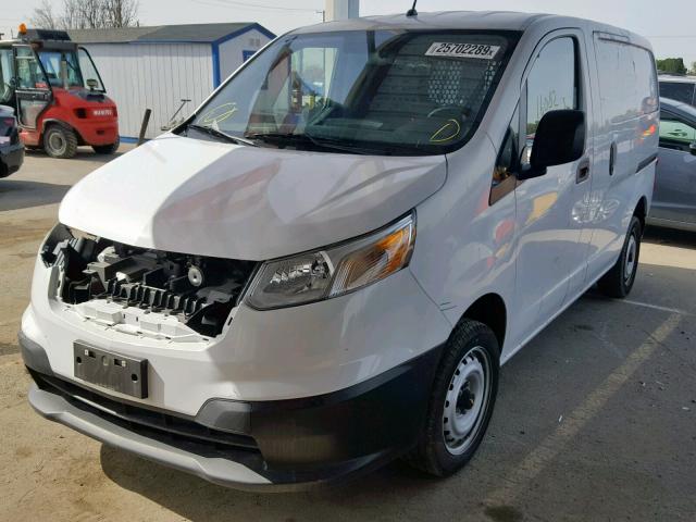 3N63M0YN5HK707601 - 2017 CHEVROLET CITY EXPRE WHITE photo 2