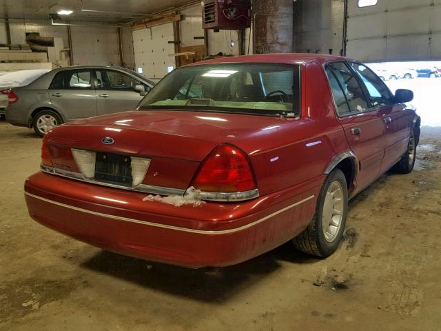 2FAFP74W1YX213958 - 2000 FORD CROWN VICT RED photo 4