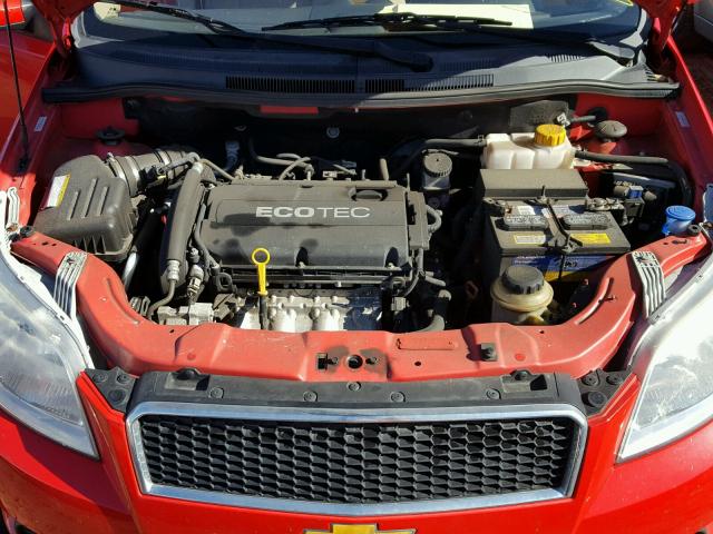 KL1TD66E59B613554 - 2009 CHEVROLET AVEO LS RED photo 7