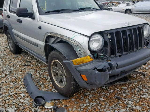 1J4GK38K86W239442 - 2006 JEEP LIBERTY RE GRAY photo 9