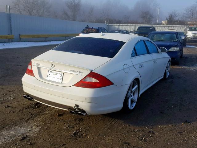 WDDDJ77X87A094696 - 2007 MERCEDES-BENZ CLS 63 AMG WHITE photo 4