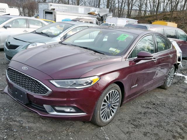 3FA6P0RU7HR261719 - 2017 FORD FUSION TIT MAROON photo 2