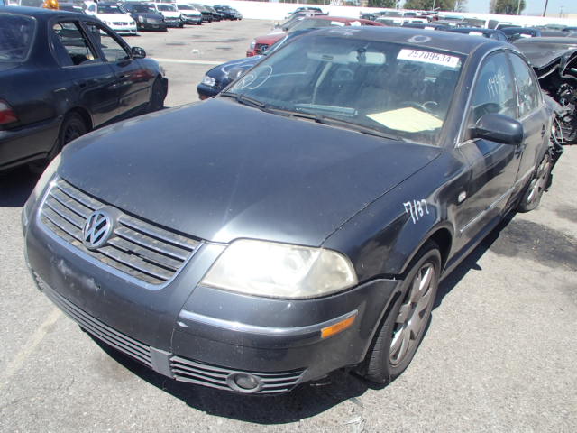 WVWRH63B53P032163 - 2003 VOLKSWAGEN PASSAT GLX 灰色 照片 2