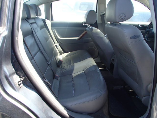 WVWRH63B53P032163 - 2003 VOLKSWAGEN PASSAT GLX 灰色 照片 6