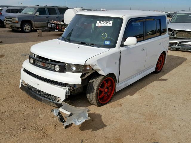 JTLKT324054015717 - 2005 TOYOTA SCION XB 白色 照片 2