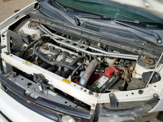 JTLKT324054015717 - 2005 TOYOTA SCION XB 白色 照片 7